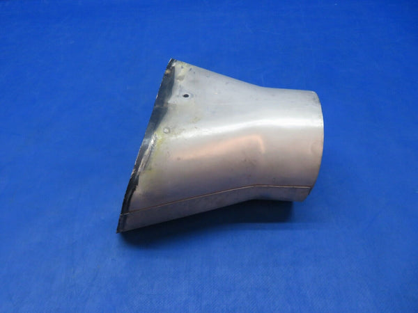 Early Cessna 310B Muffler Diffuser Assy LH INBD RH OTBD 0850626-11 (1223-166)