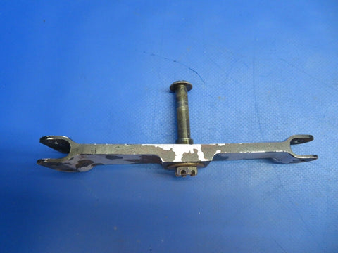 Piper PA-28R-201T Bellcrank Nose Wheel Steering P/N 76407-00 (1122-788)