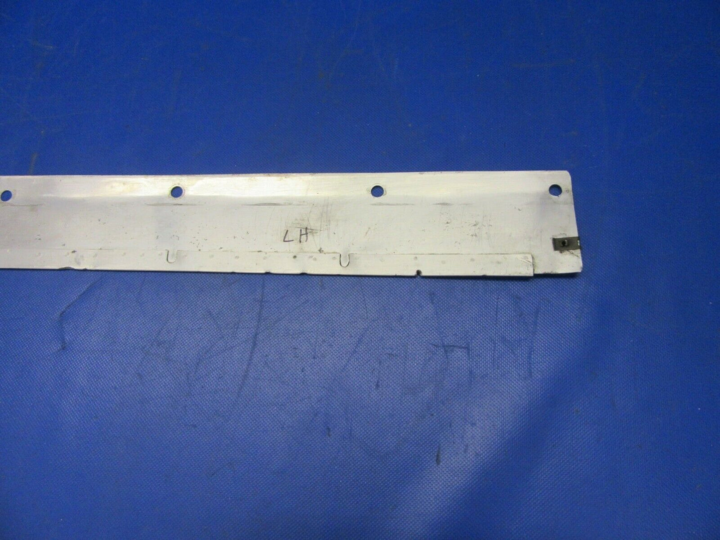 Cessna T210N LH Lower Center & Rear Fillet P/N 1221105-15, 1221119-1 (0921-664)