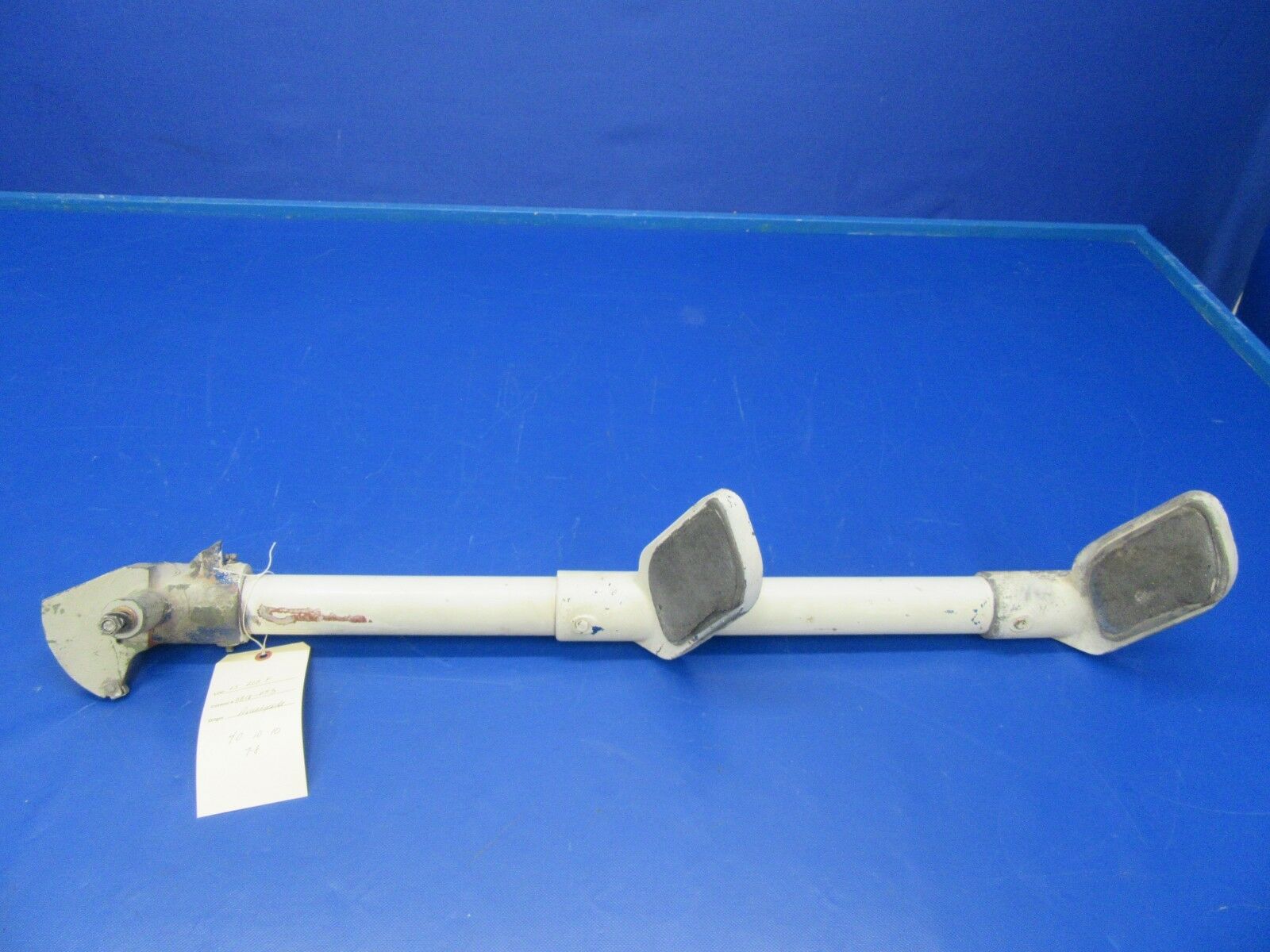 Cessna 310, 320 Retractable Step Cabin P/N 0811901-2 (0818-253)