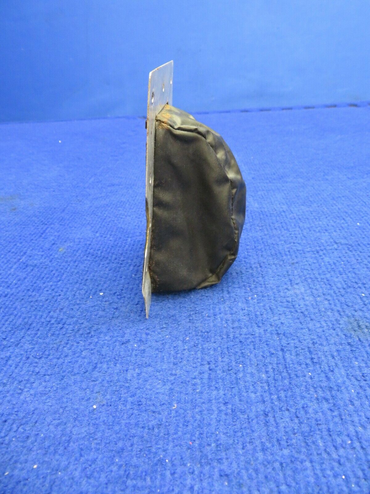 Cessna 310 / 310R Hinge Cover MLG LH or RH FWD or AFT P/N 0822001-3 (0422-360)
