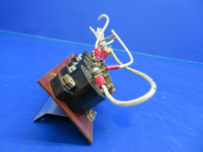 Beech Bonanza G35 Kilxon Circuit Breaker CA-5, CA-10, CA-40 LOT OF 8 (0620-489)