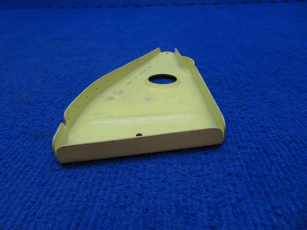 Beech Flap Hinge Bracket P/N 35-165050-31 NOS (0722-40)