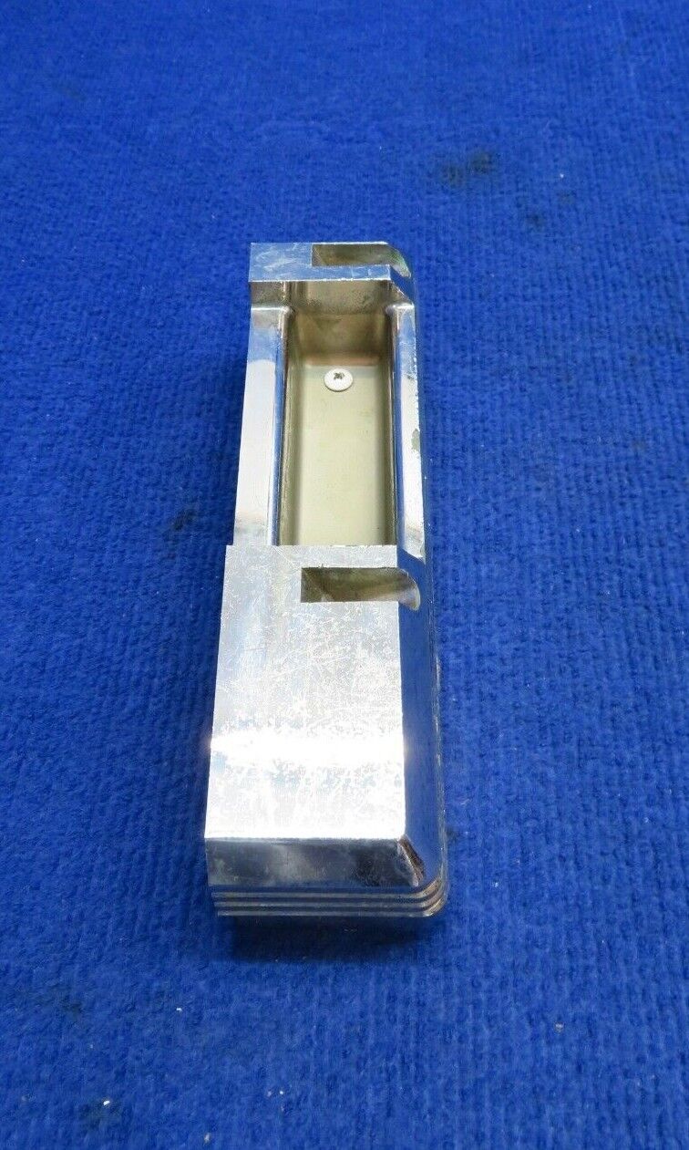 Piper LH Arm Rest P/N 66710 (0822-388)