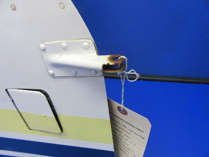 Piper PA-28-235 Cabin Door Tint Clear NO KEY REPAIRED 79545-002 (0521-368)