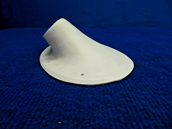 Cessna Strut Fairing P/N 0421002-4-D70 NOS (0522-541)