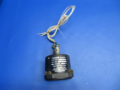 Piper Aerostar 602P R.C Allen 3 in 1 Engine Gauge 28 V P/N 18-1000-8 (1022-601)