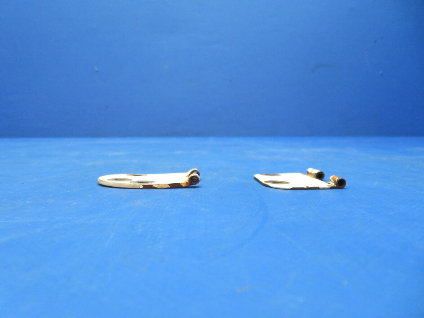 Cessna 172I RH Cabin Door Hinge Half Outer, Upper & LWR 0511237-2 (0923-631)