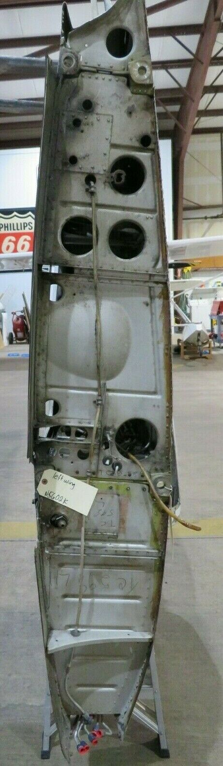 1964 Beech Baron 95-B55 Wing w/ Landing Gear LH P/N 96-110005-601 (0520-10)
