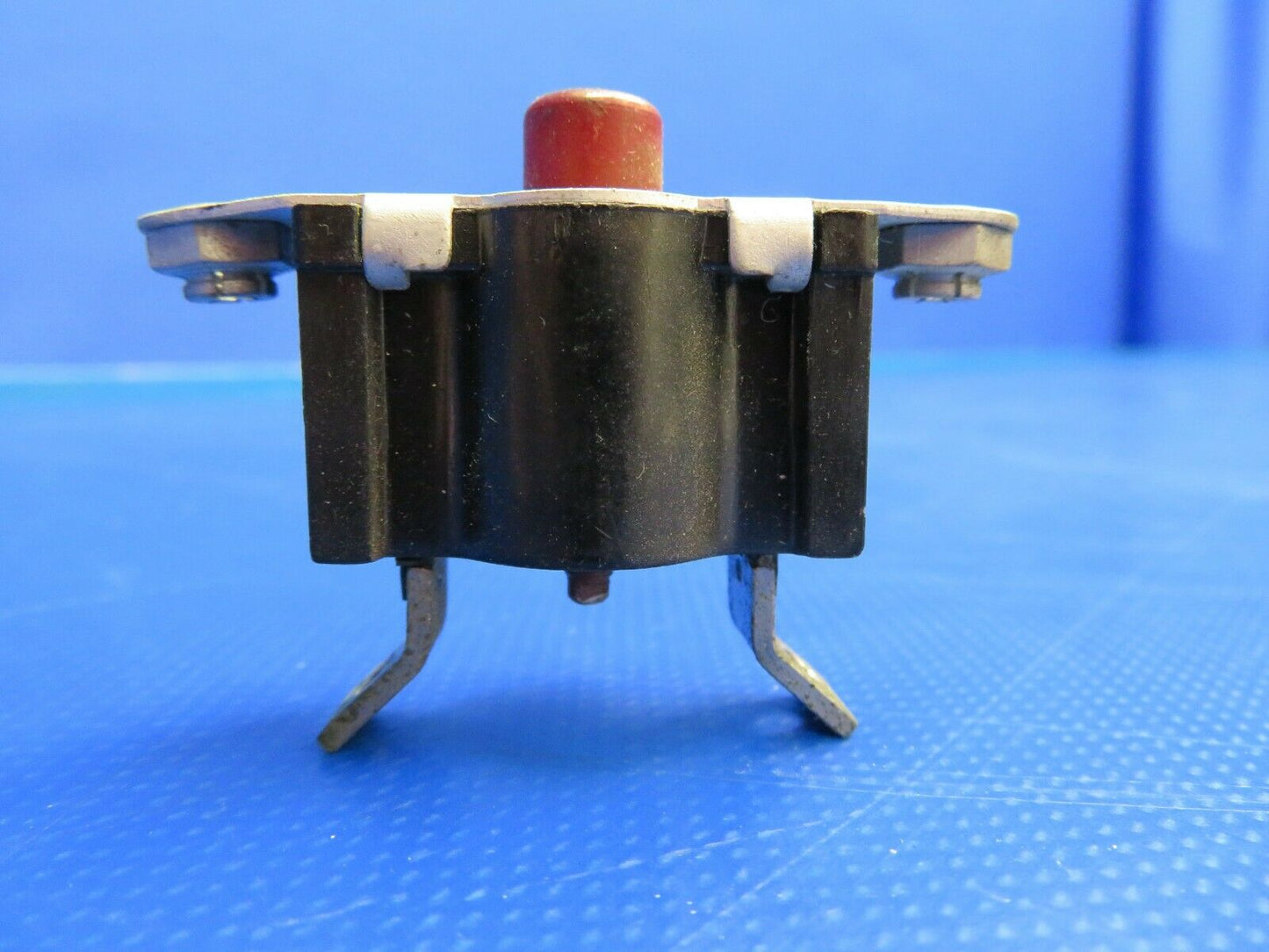 1956 Beech G35 Bonanza Klixon Circuit Breaker 20 Amp P/N PSM-20 (0620-357)