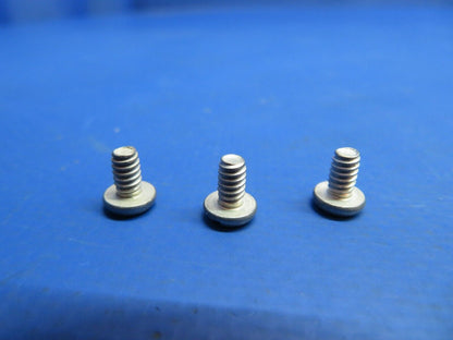 Cutler Hammer Toggle Switch P/N M535058-21 LOT OF 4 NOS (1222-930)