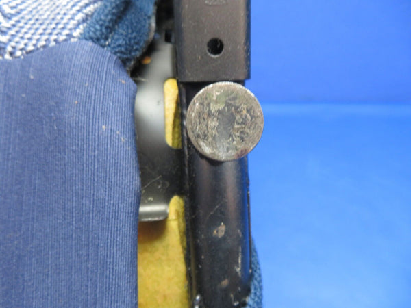 Piper PA-34-200T Seneca II Seat Center AFT Facing LH P/N 37799-10 (0223-860)
