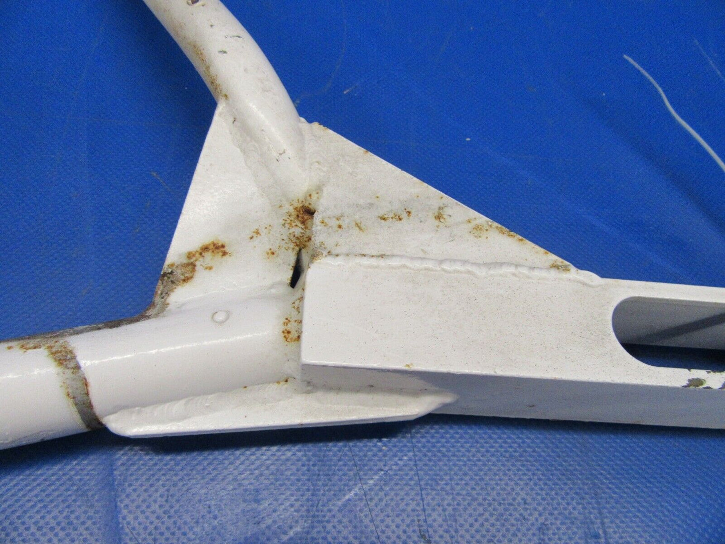Beech B-24R Sierra Brace Main Gear Retract RH P/N 169-810027-2 (0219-181)