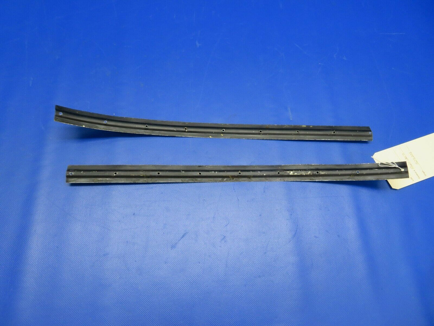Piper PA-32R-300 Lance Collar Inside Window LH & RH P/N 69220-18 (0121-307)