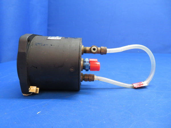 Beech 95-B55 Baron United Instruments Fuel Pressure Gauge P/N 6060 (0223-794)