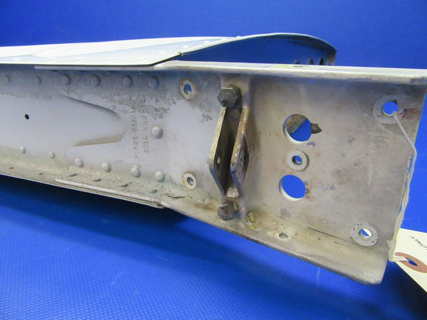 Piper PA-28-235 Vertical Fin / Stabilizer Assembly P/N 63500-00 (0121-223)