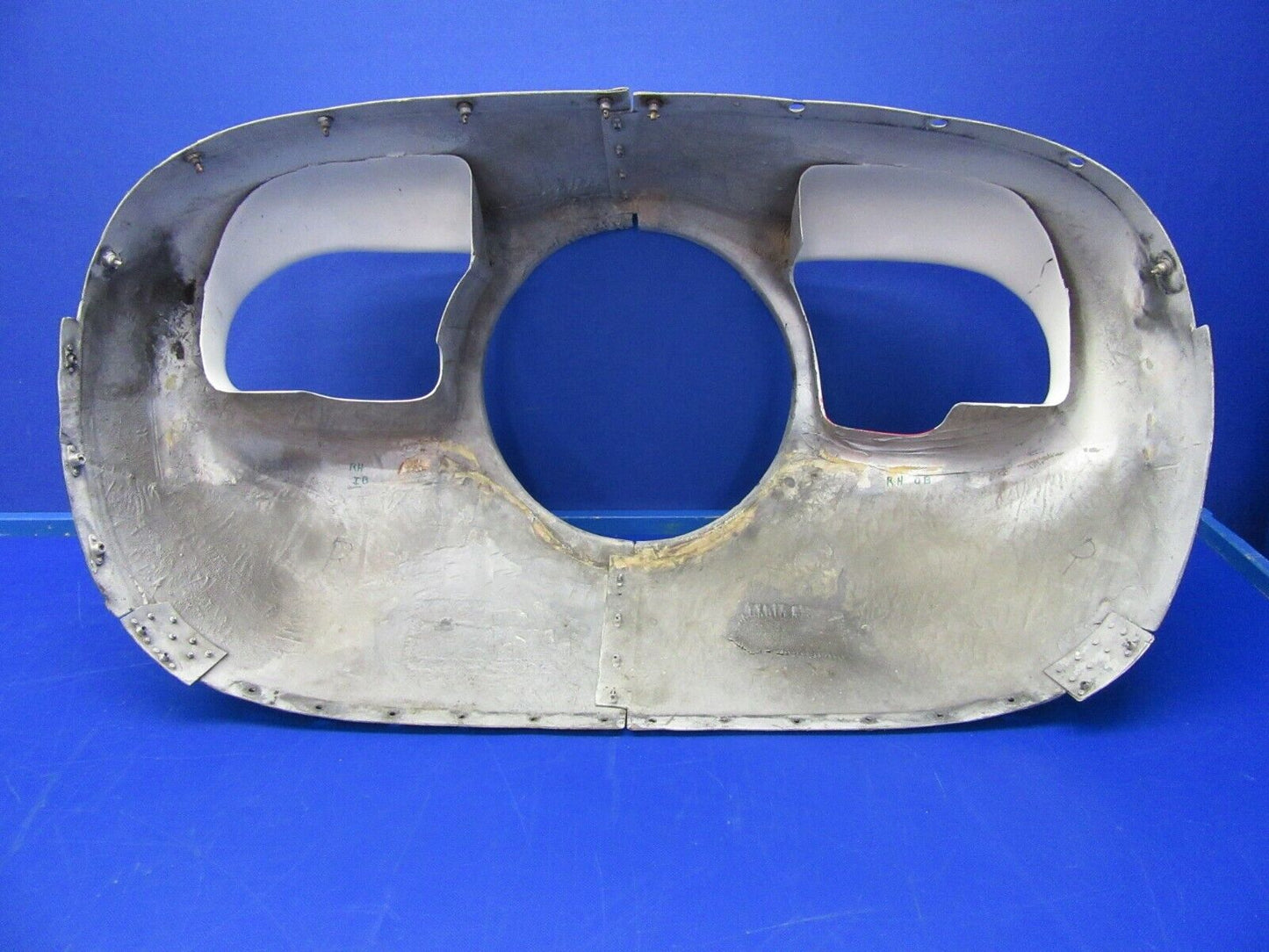 Cessna 310R L & R Nose Cap Assembly P/Ns 0852013-205 / 0852013-206 (0520-226)