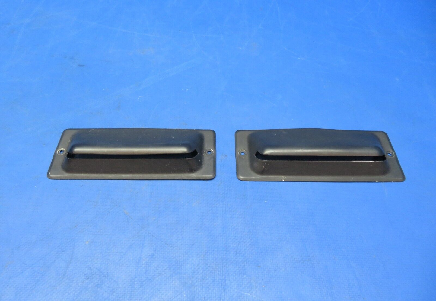 Piper PA-28-140 Defroster Air Outlet P/N 65318-00 LOT OF 2 (0823-367)