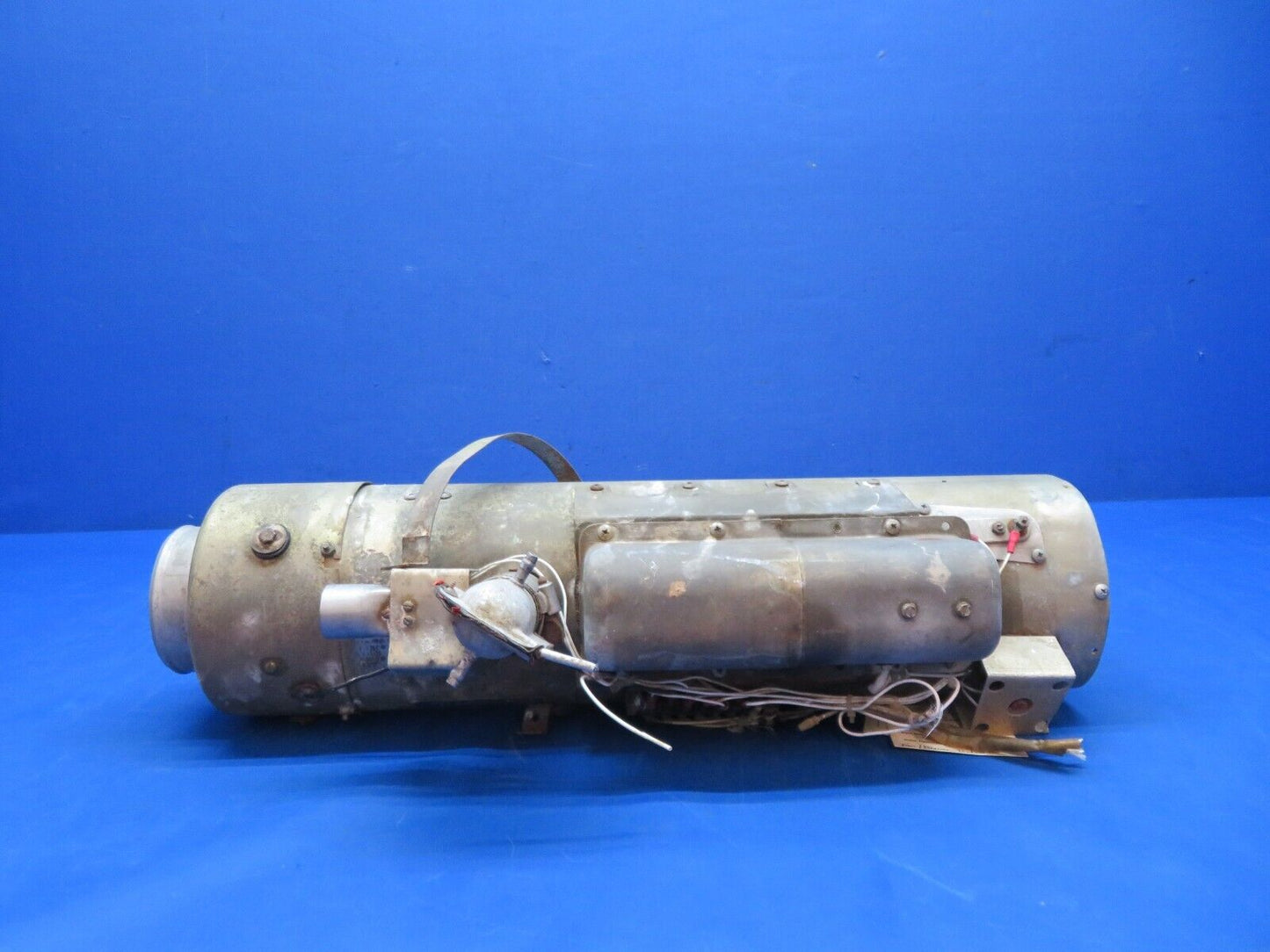 Cessna 310 / 310F South Wind Heater Assy 24v P/N 8240A TESTED (1123-360)