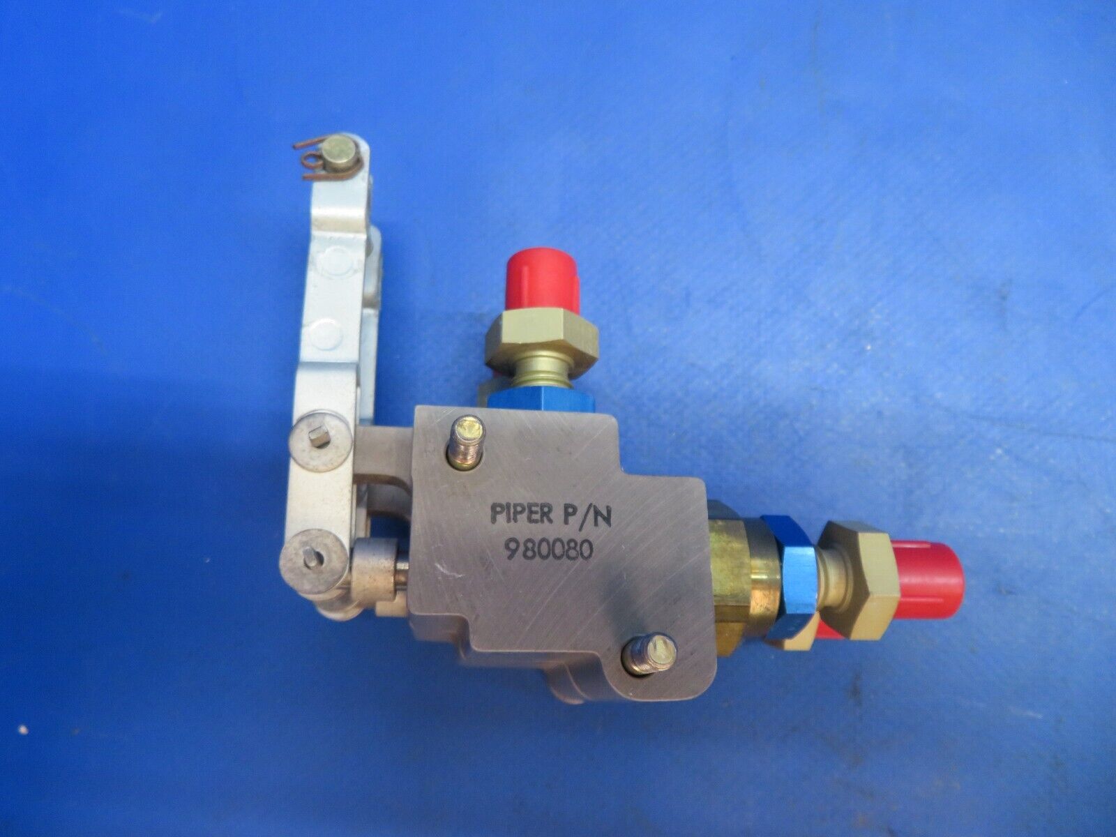Piper Aerostar 602P Scott 4500 Parking Brake Valve P/N 980080-501 (0123-696)