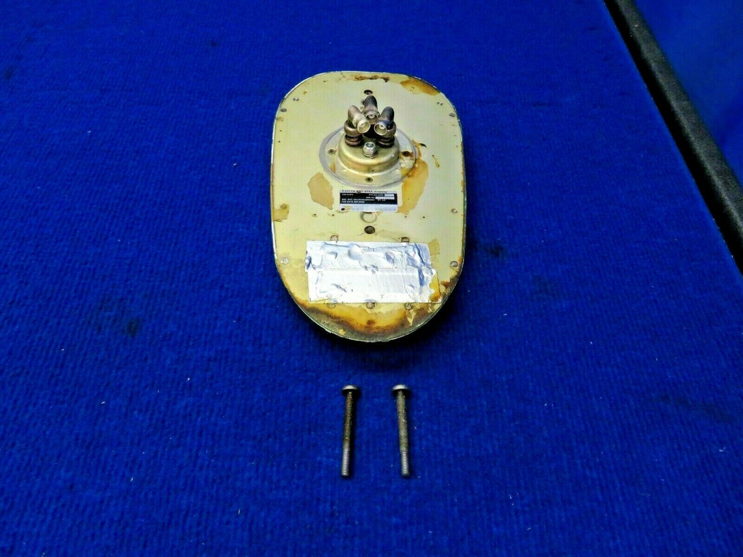 Piper PA-28R-201T Collins ANT-605A Antenna Mod 1 P/N 622-3586-001 (0222-638)