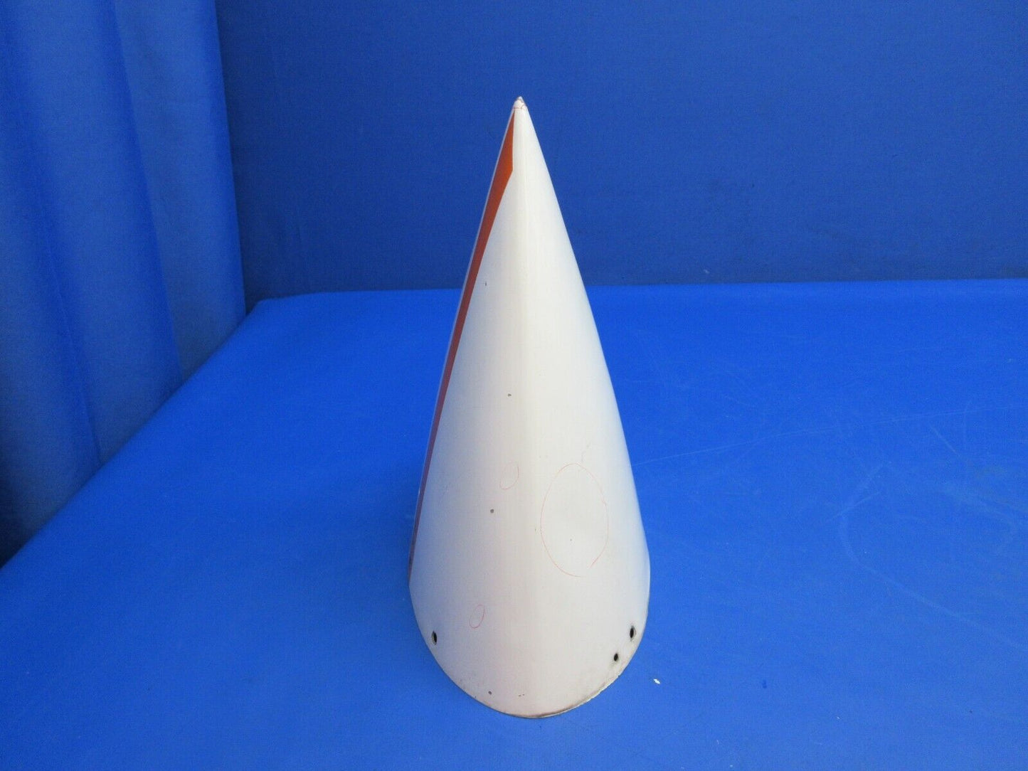 Cessna 401 LH Nose Cap Assy Tip Tank P/N 0823411-215 (0523-487)