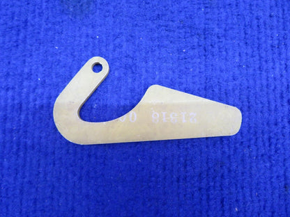 Piper Hinge Nose Gear Door P/N 21318-00 NOS (0522-834)