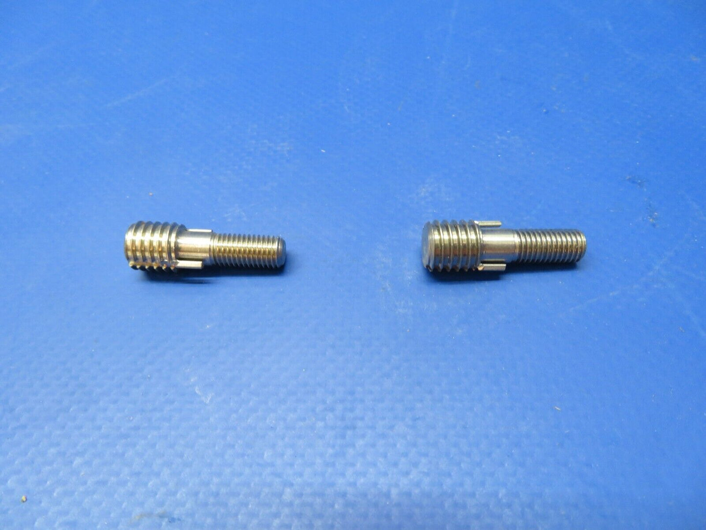Honeywell Stud P/N 682-523-9803 LOT OF 2 NOS (1022-344)