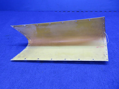 Piper PA-31 Navajo RH Wing Leading Edge Access Panel P/N 40626-01 (0722-364)