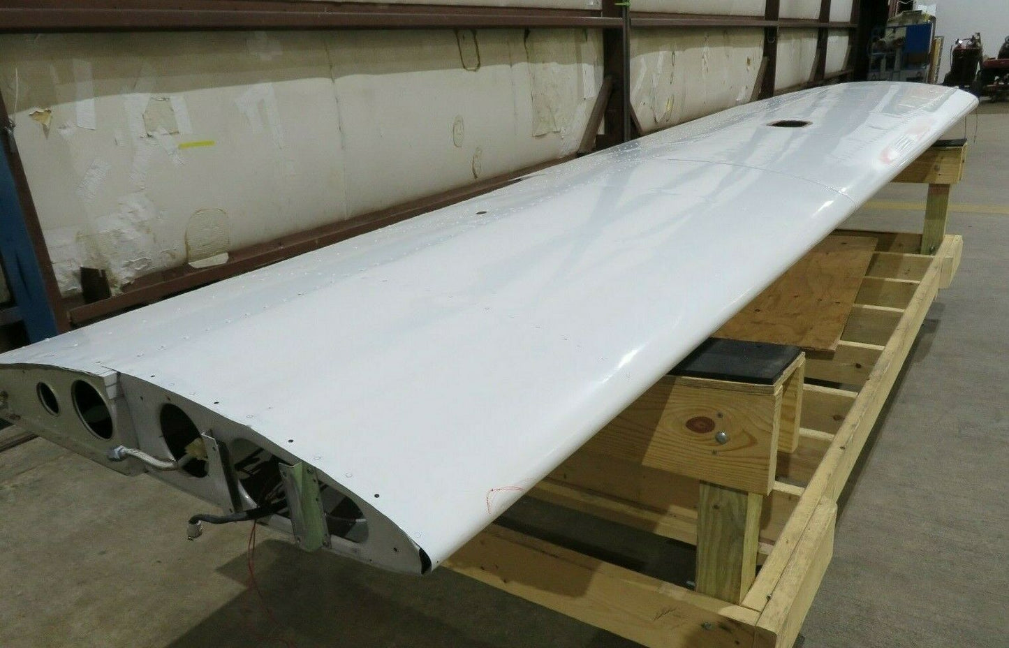 1979 Cessna T210N Right Hand Wing Structure P/N 1221222-18 (0521-104)