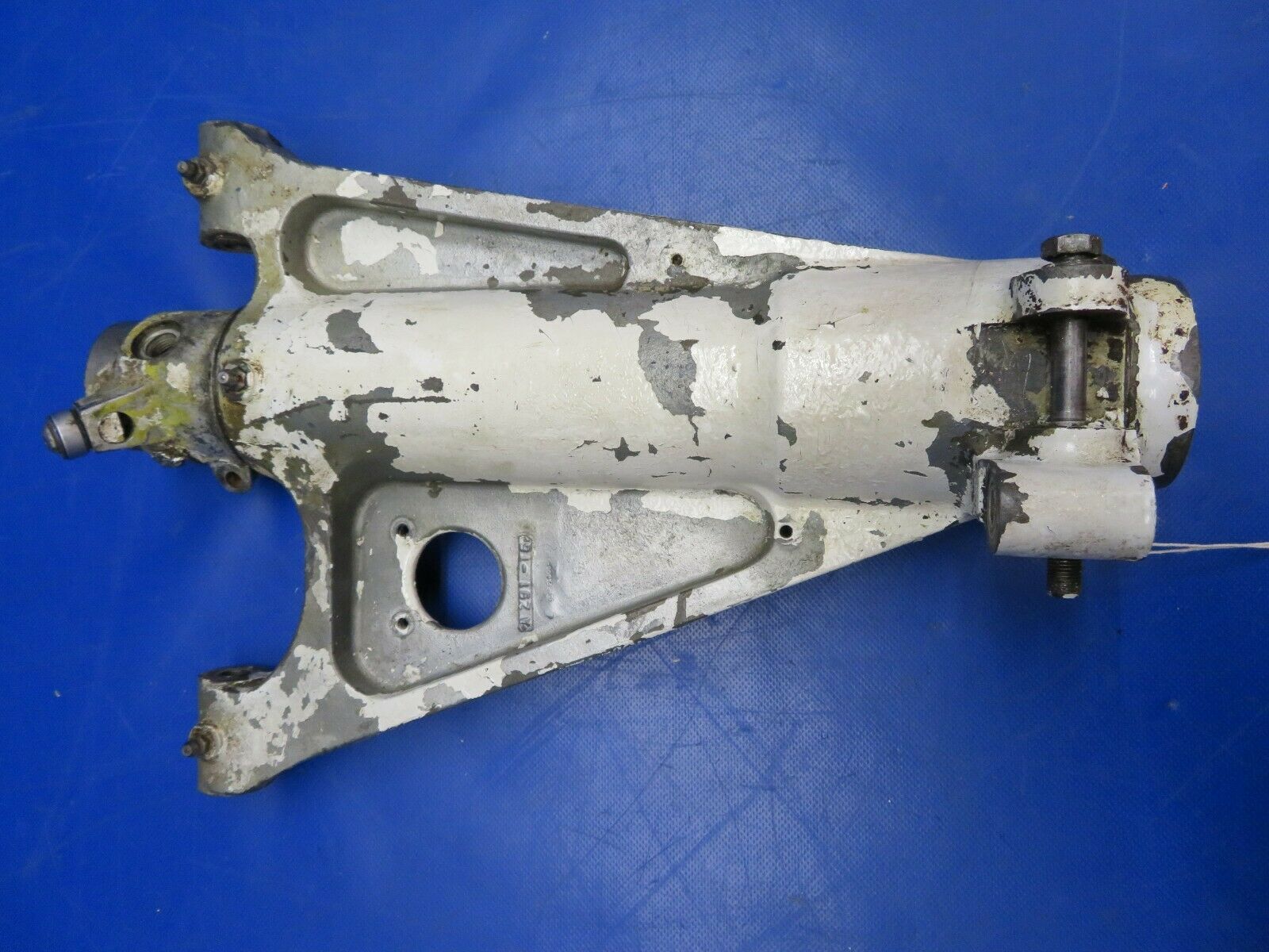 Beech B-55 Nose Gear Brace P/N 95-824005-3 (0520-511)