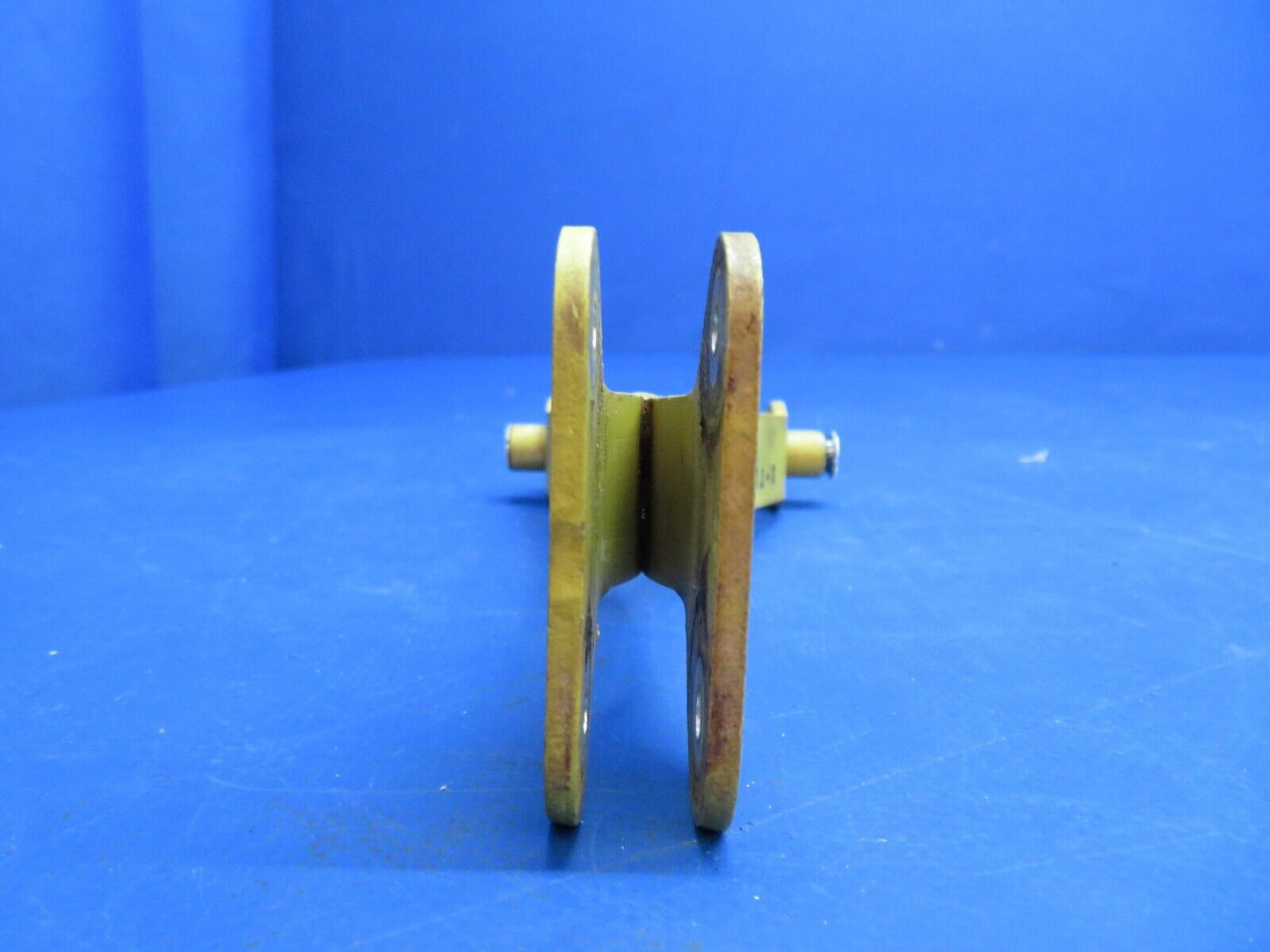 Lake LA-4-200 Idler Assy Elevator P/N 2-7138-1, 2-7138-3 (1222-899)