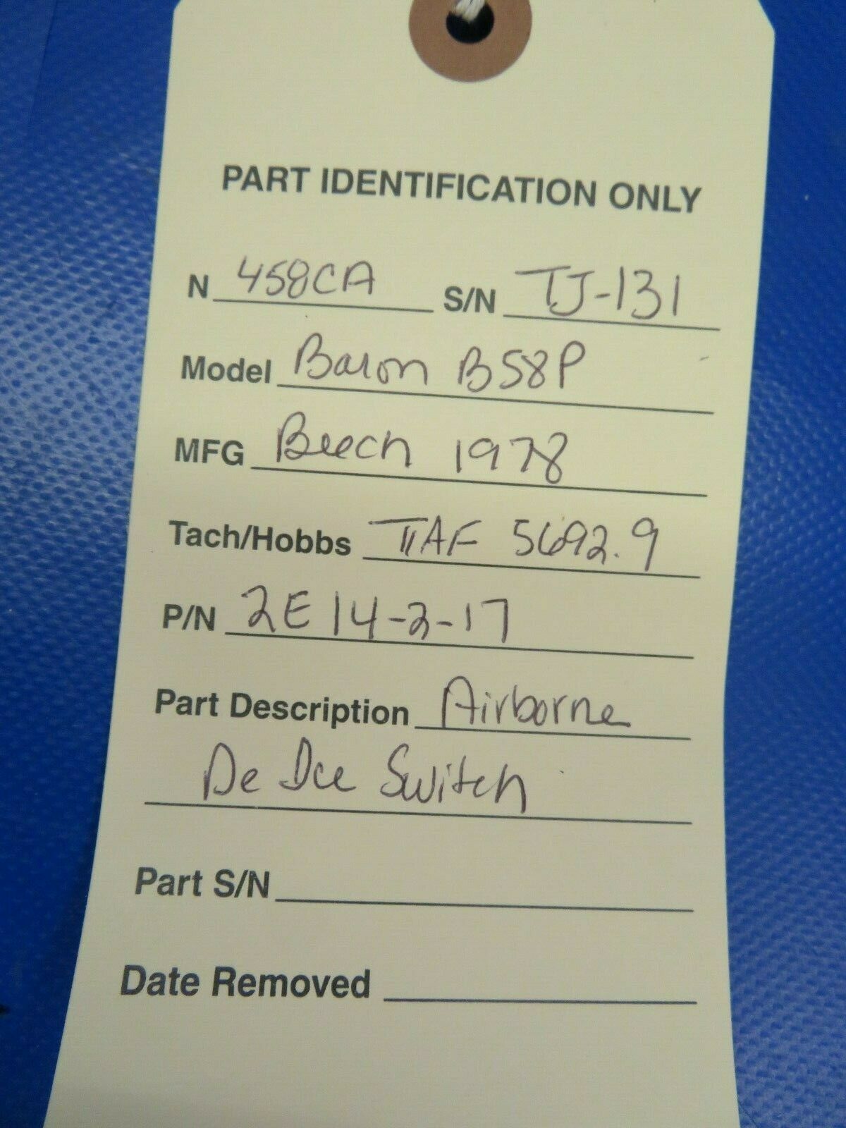 Beech Baron B58P Airborne De Ice Switch 2E14-2-17 (0320-425)