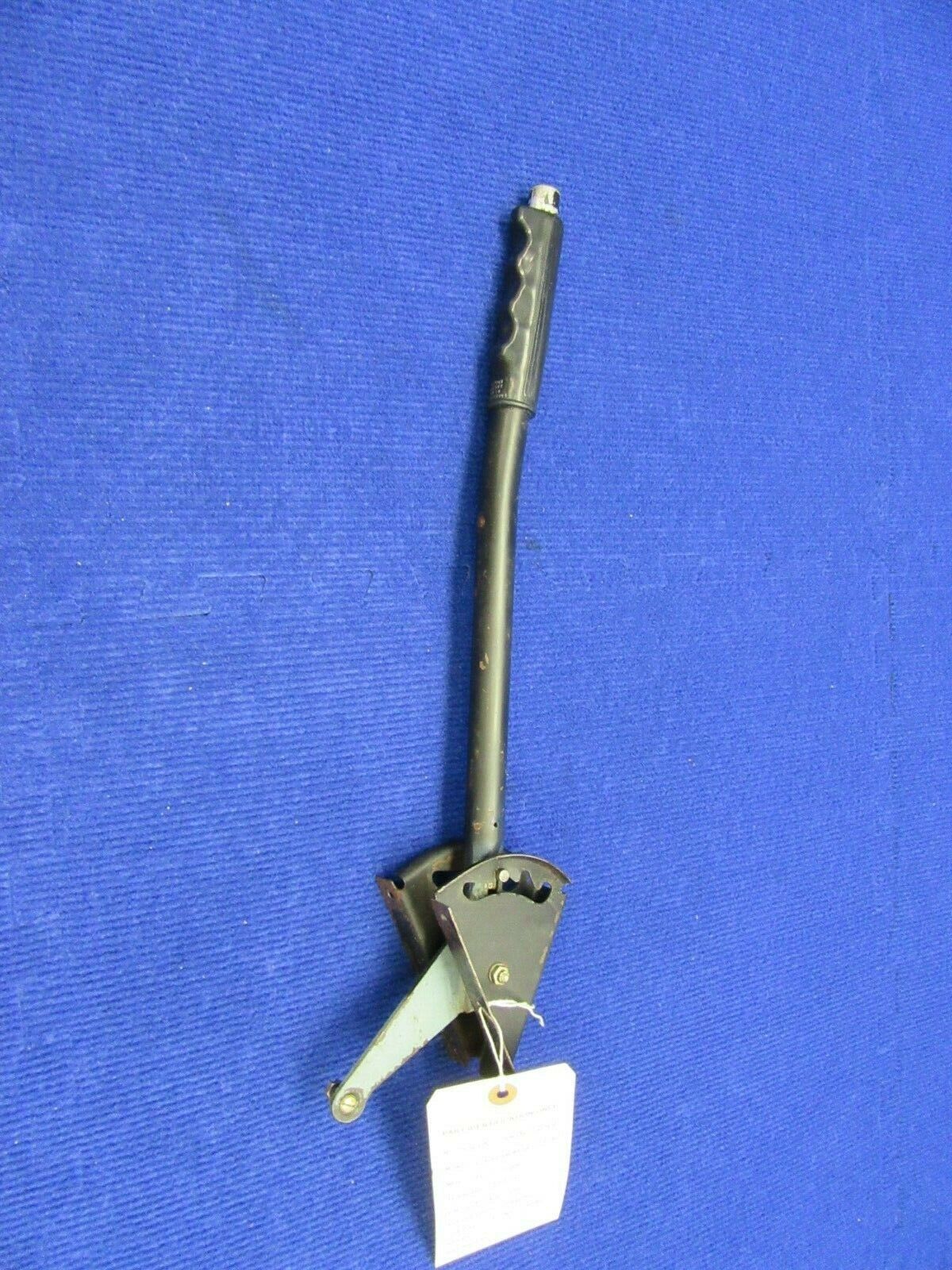 Piper PA-32-300 Handle Assembly Flap Lever 63782-00, 63782-000 (1121-474)