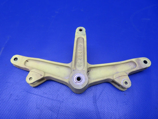 Beech 58 Baron Bellcrank Rudder Pedal Assy LH P/N 96-524010-1 (0521-63)