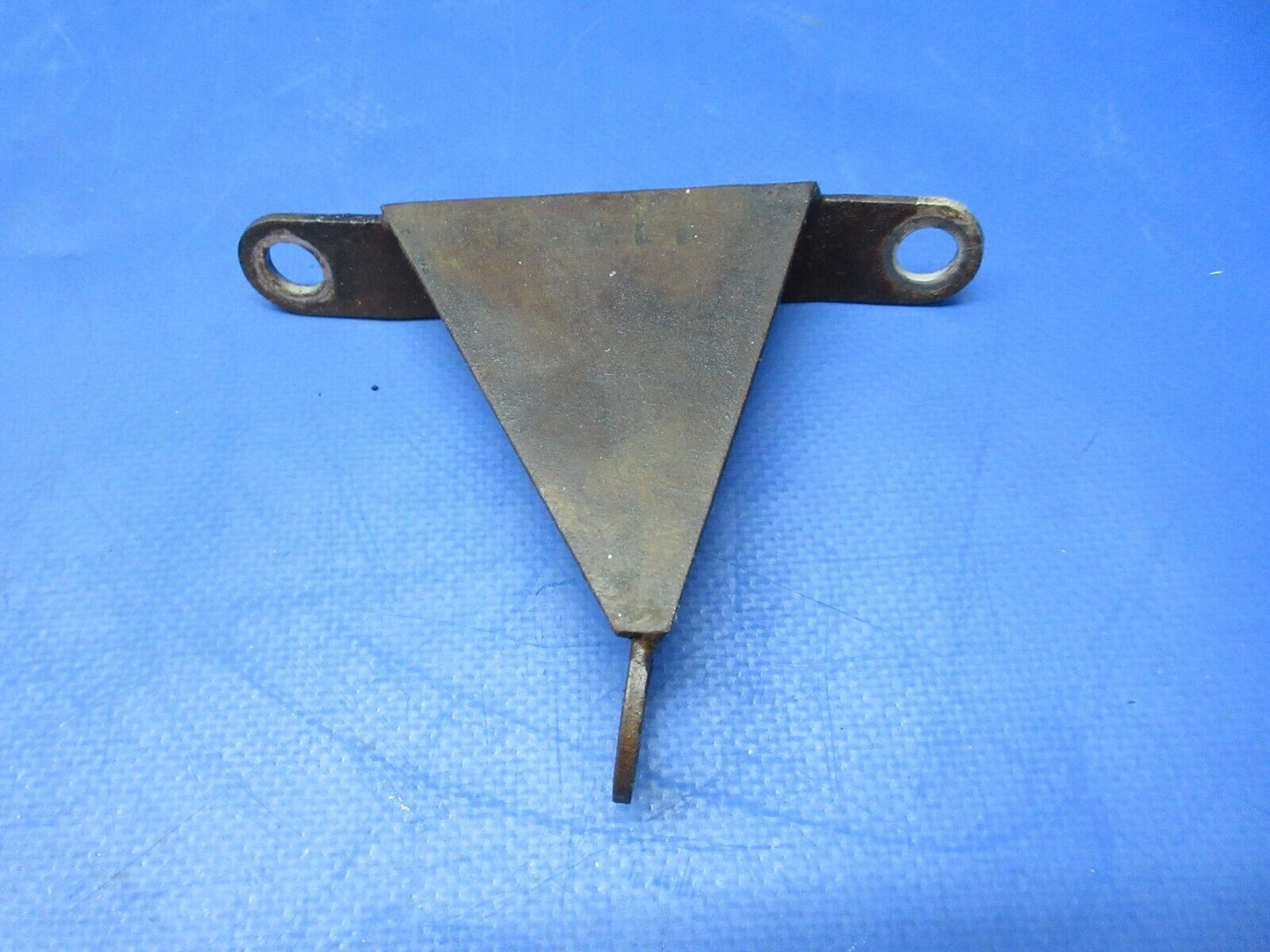 Continental TSIO-360 Mixture Control Cable Support P/N 641461 (0623-204)