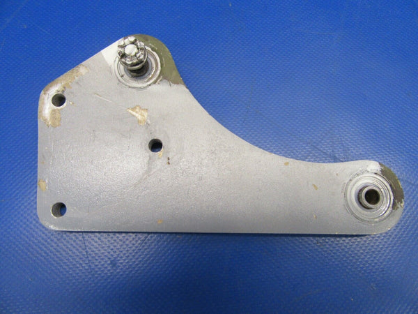 Cessna 310 R Elevator Bellcrank P/N 0832000-33 (0219-327)