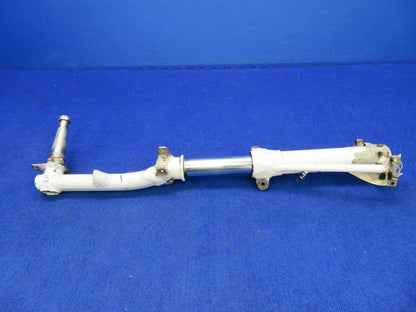 1956 Cessna 310 Main Landing Gear RH P/N 0841000-96 (0422-76)
