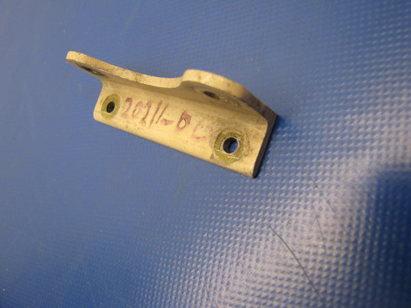 Piper Bracket Hinge P/N 20211-00 (0317-277)