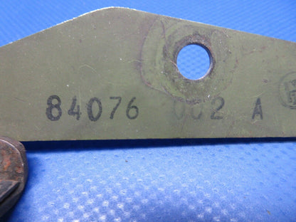 Piper PA46-310P Throttle Cable Bracket P/N 84076-002 (0124-1434)