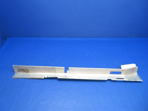 Piper PA-34-200T Seneca II LH Cabin Heat Duct Assy P/N 37161-00 (0223-938)