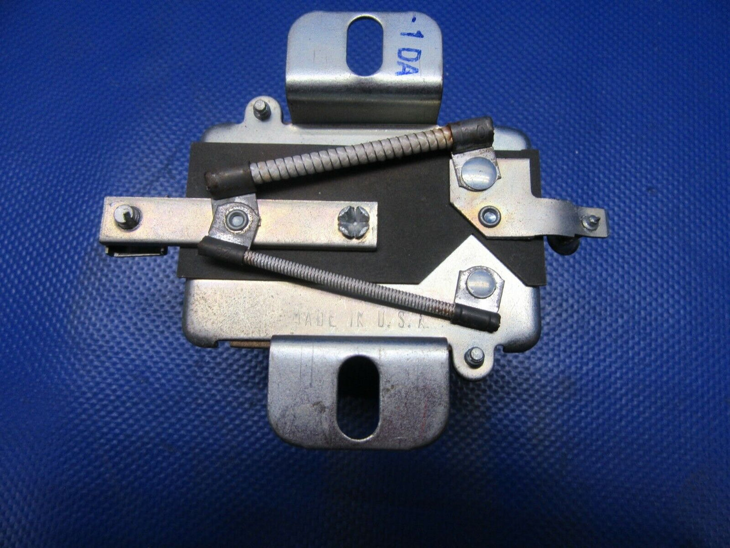 Piper PA-28-235 Switches, Voltage Reg, Radio Interface LOT AN3027-1 (0521-397)