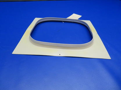 Cessna P210 Moulding Window Trim RH FWD P/N 2115005-10 (1220-117)