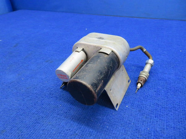 Janitrol Heater Ignitor Unit w/ Sparkplug P/N 10D48 (0822-624)