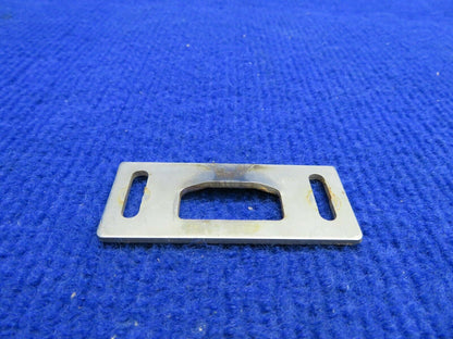 Piper Tomahawk PA-38-112 Plate Door Latch Striker w Pins P/N 77525-002 (0322-435