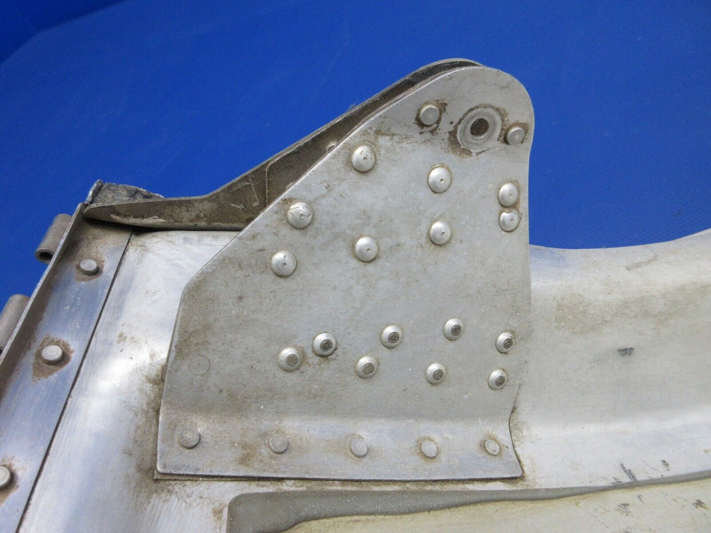 Cessna 210 Main Gear RH Wheel Well Door Assy P/N 1241150-204 (0124-1452)
