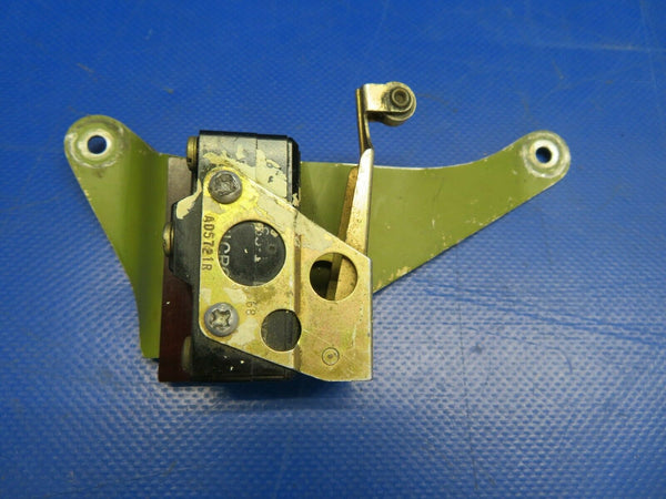 Cessna 310P Bracket Up Limit Switch P/N 5045028-5 (0620-747)