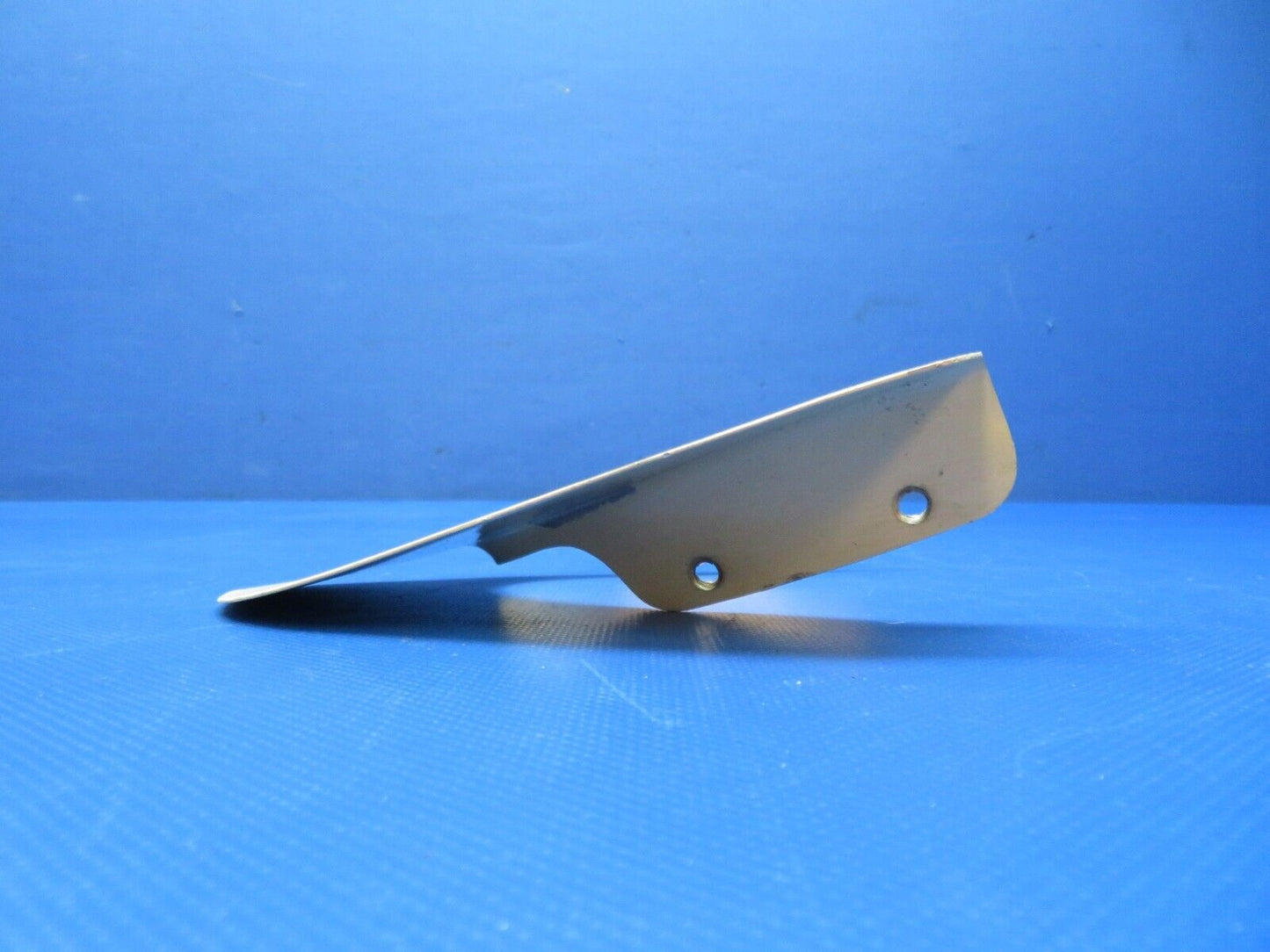 Cessna 337 / 337E LH Shield Landing Light P/N 1422558-3 (1223-297)