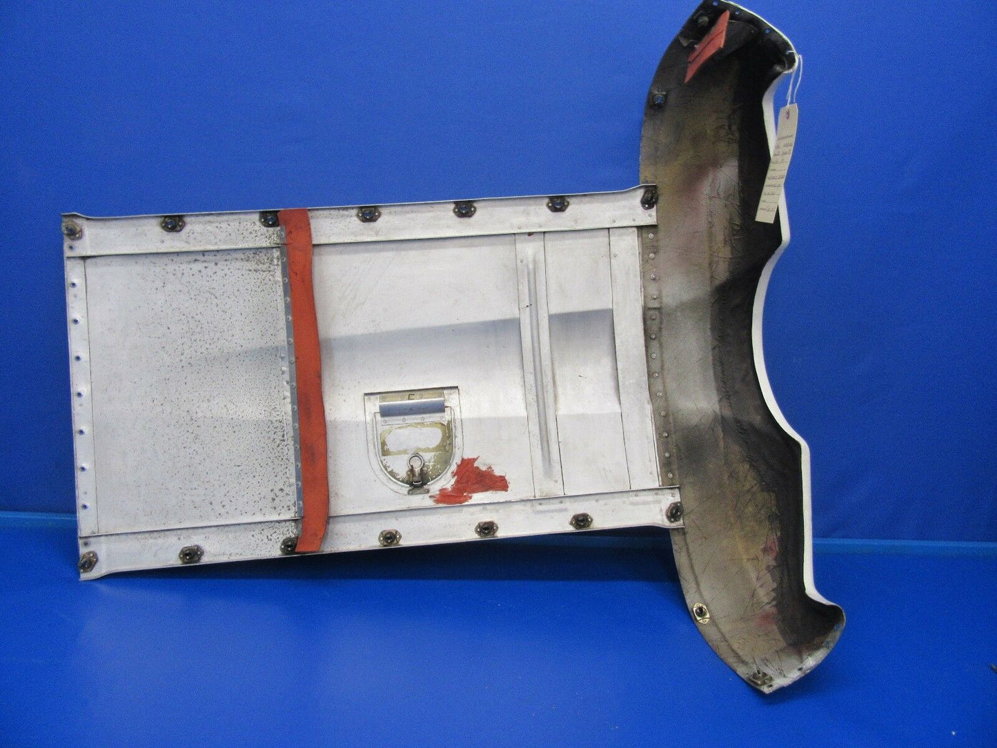 Cessna R182 Cowl Upper Nose & Center P/N 2252021-25 (0917-92)