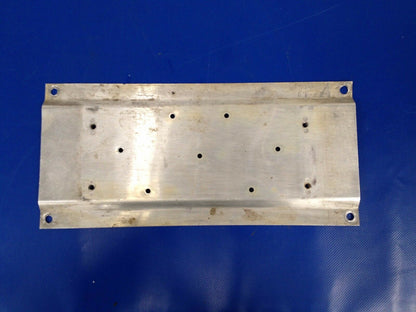 Beech Baron 58 Bracket Assy Fuel Selector P/N 002-920037-1 (0217-106)